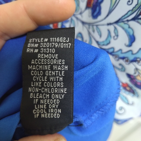 Ladies Sleeveless Dress - Picture 8 of 9